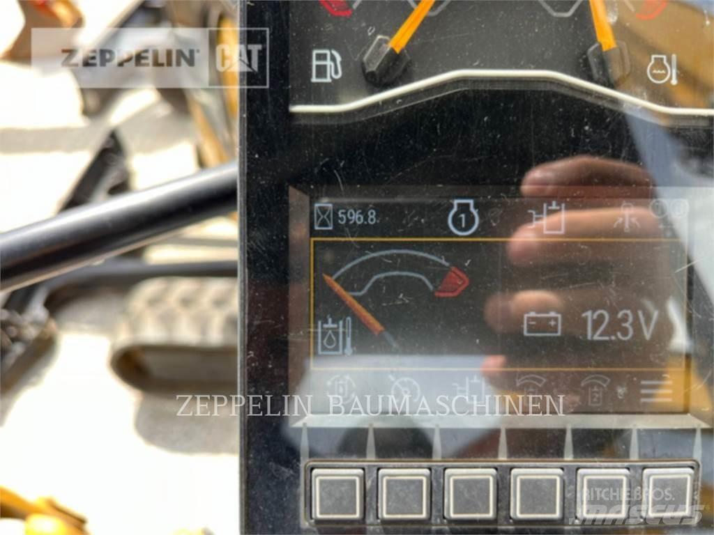CAT 301.7-05A Vikšriniai ekskavatoriai