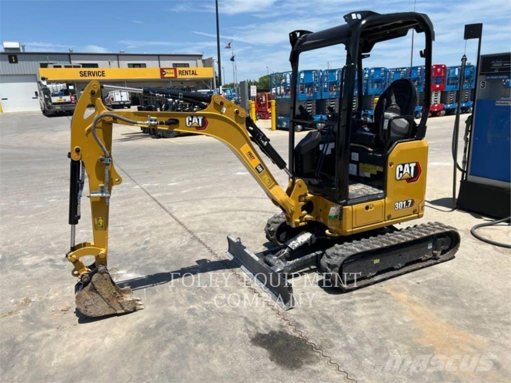 CAT 301.7-05LO Vikšriniai ekskavatoriai