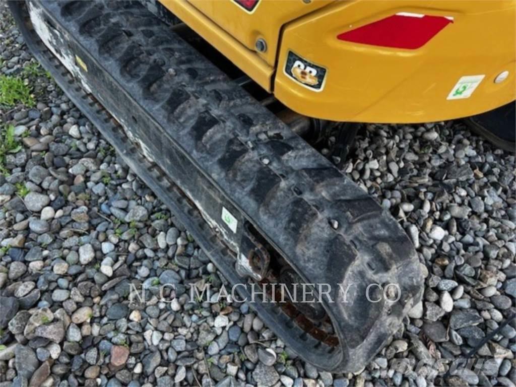 CAT 301.7 CRCN Vikšriniai ekskavatoriai