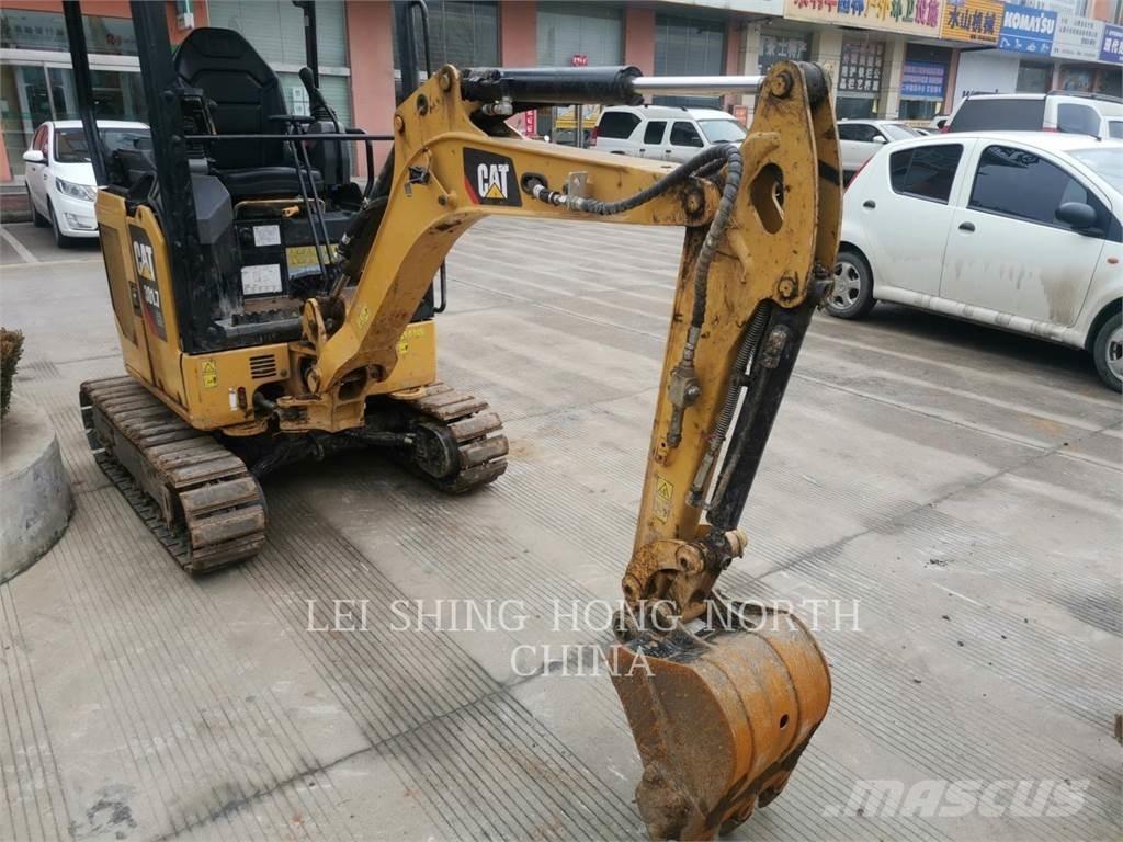 CAT 301.7CR Vikšriniai ekskavatoriai