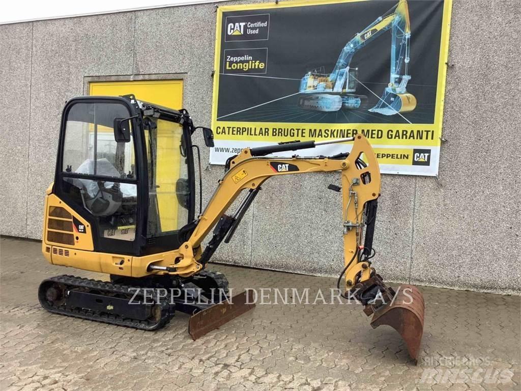 CAT 301.7D Vikšriniai ekskavatoriai