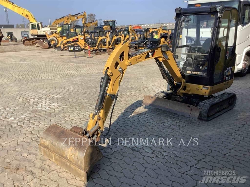 CAT 301.7D Vikšriniai ekskavatoriai