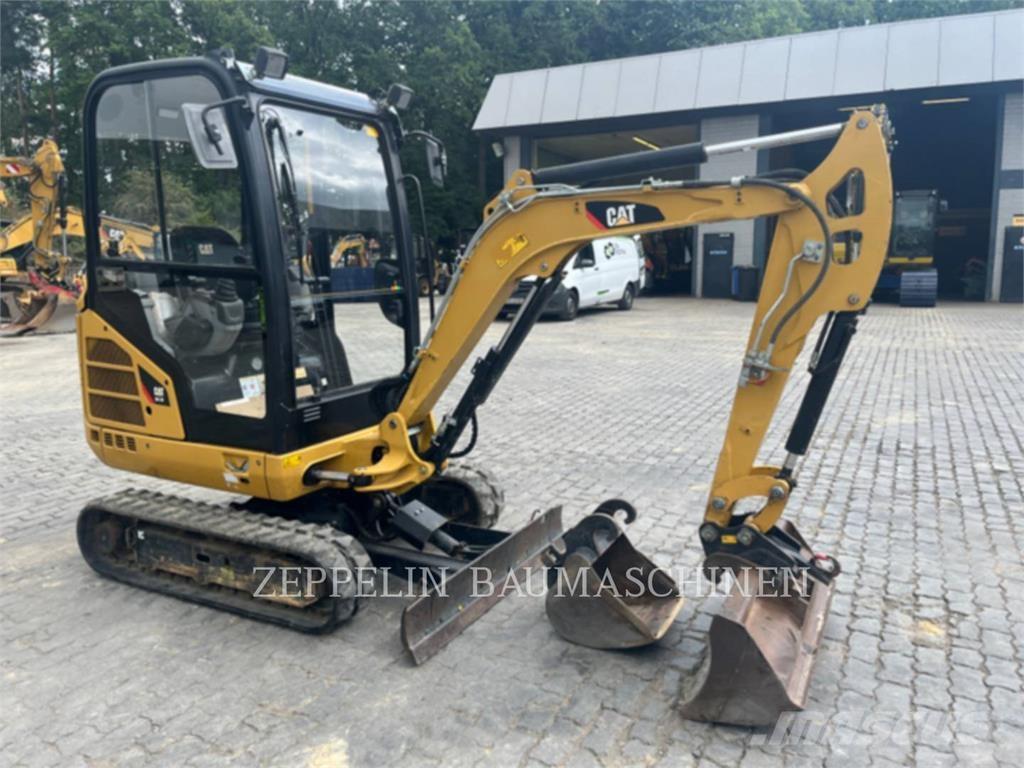 CAT 301.7D Vikšriniai ekskavatoriai