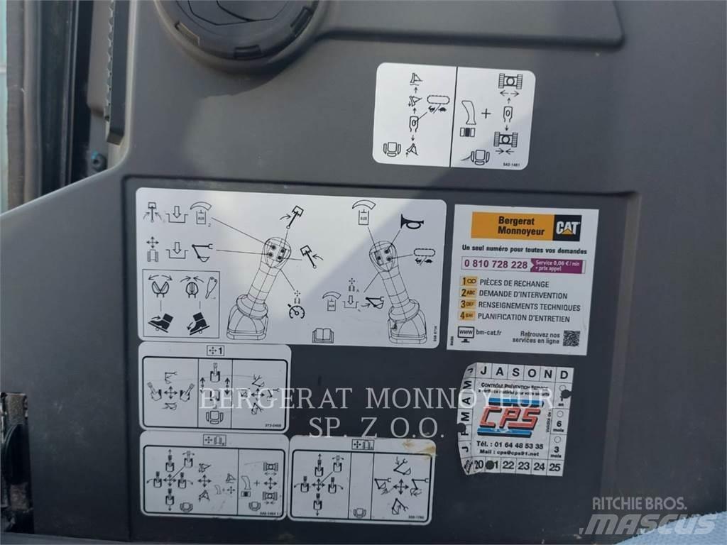 CAT 301.8 Vikšriniai ekskavatoriai