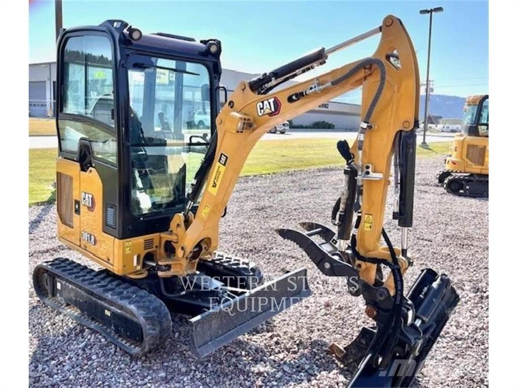 CAT 301.8 Vikšriniai ekskavatoriai