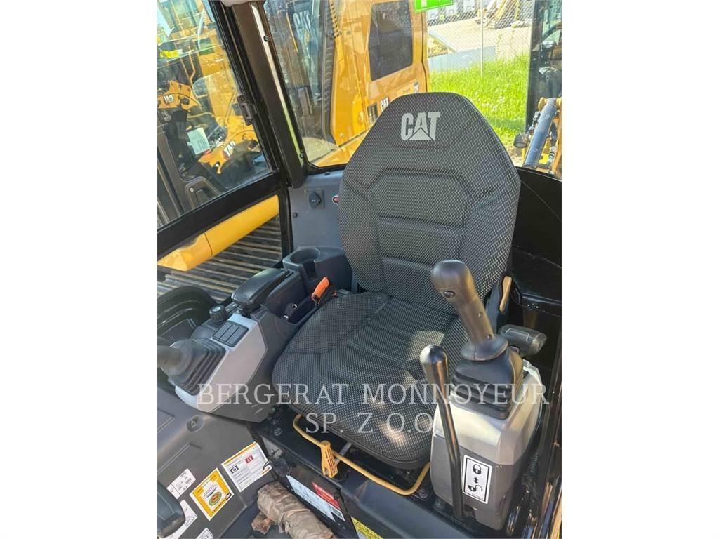 CAT 301.8 Vikšriniai ekskavatoriai
