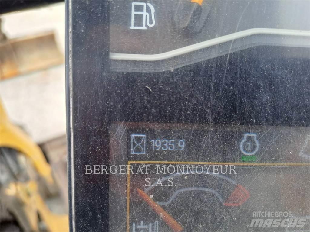 CAT 301.8 Vikšriniai ekskavatoriai