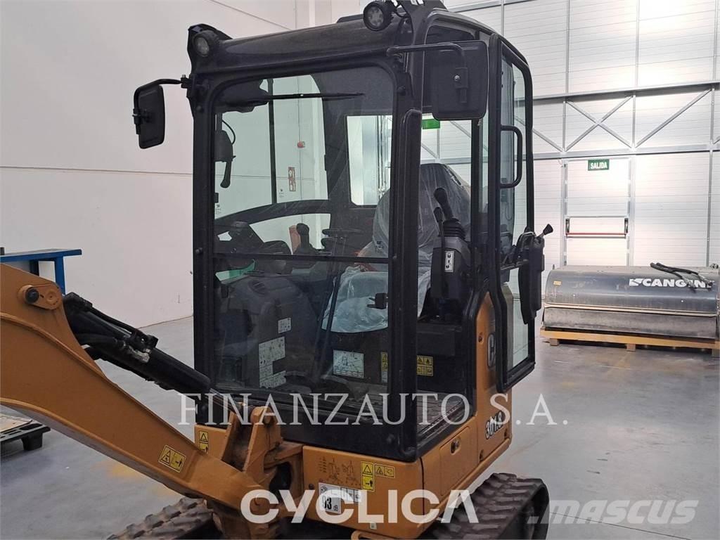 CAT 301.8 Vikšriniai ekskavatoriai