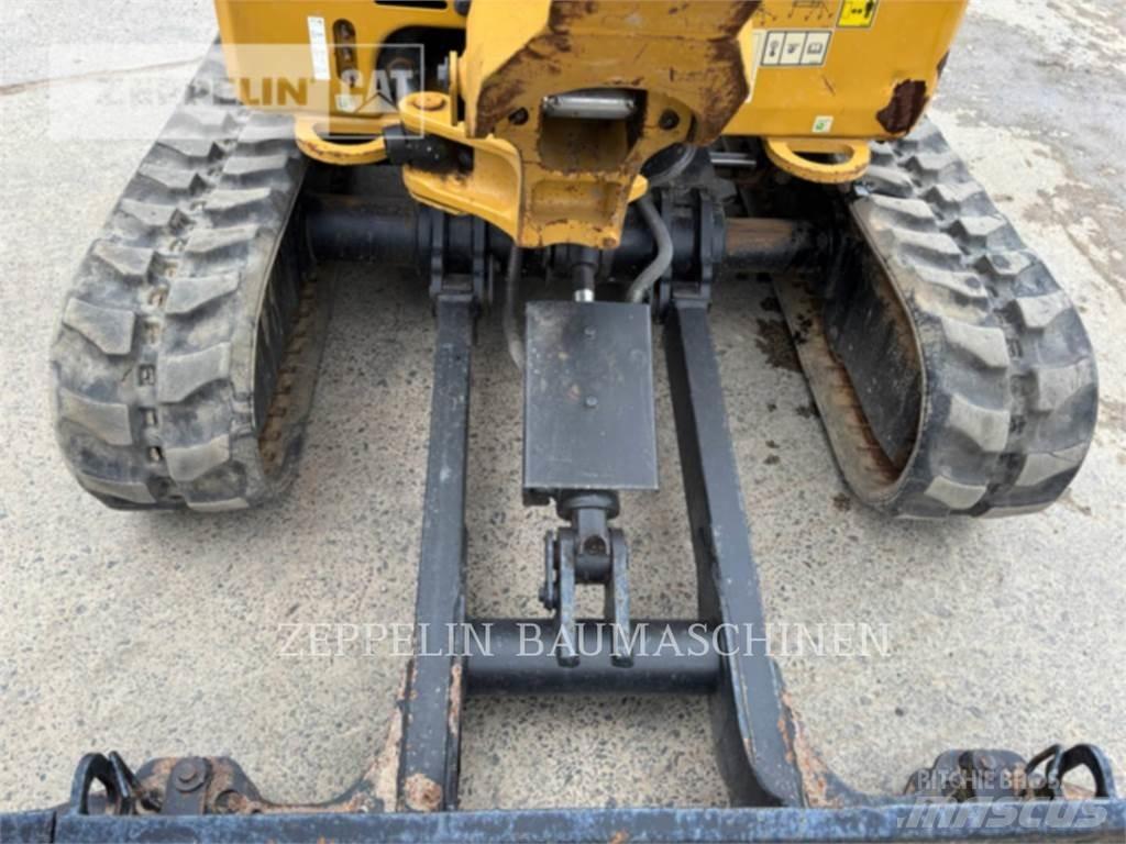 CAT 301.8-05A Vikšriniai ekskavatoriai