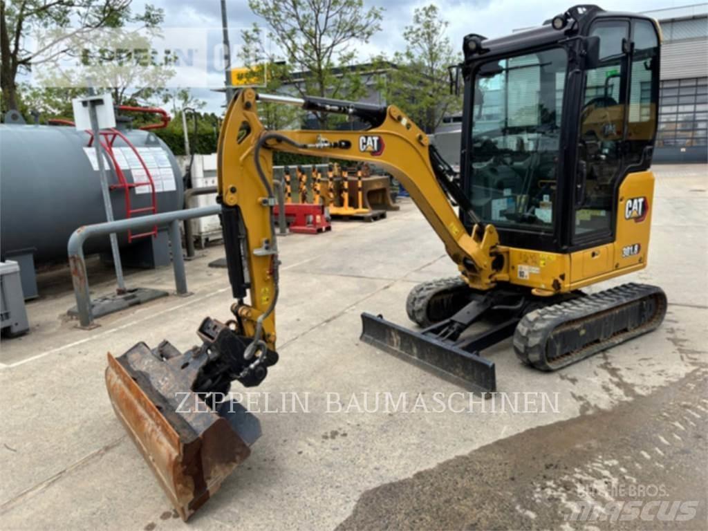 CAT 301.8-05A Vikšriniai ekskavatoriai
