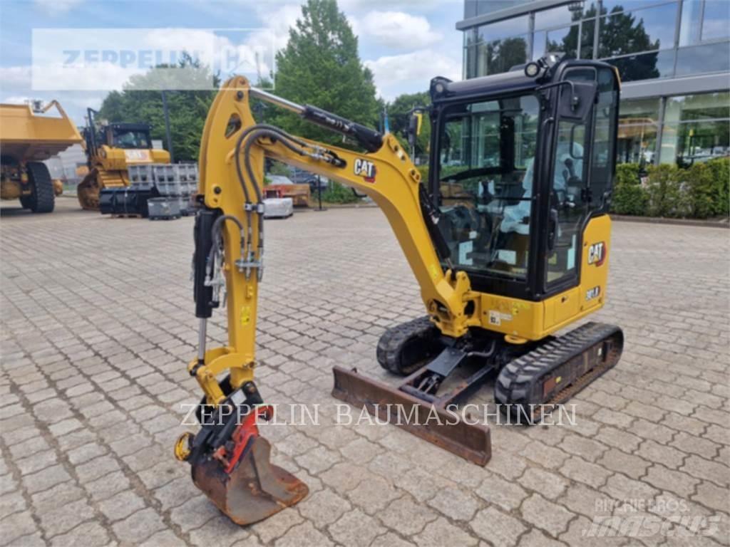 CAT 301.8-05A Vikšriniai ekskavatoriai