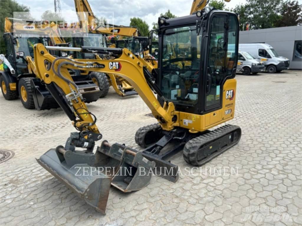 CAT 301.8-05A Vikšriniai ekskavatoriai