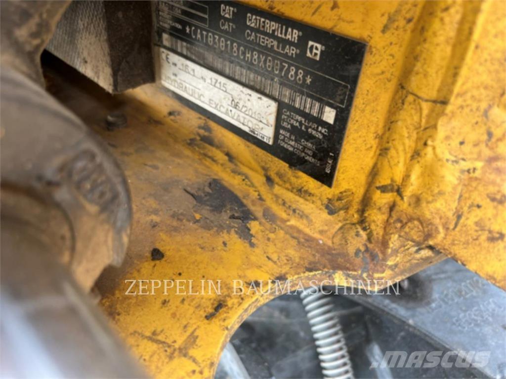 CAT 301.8-05A Vikšriniai ekskavatoriai