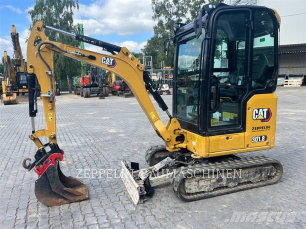 CAT 301.8-05A Vikšriniai ekskavatoriai