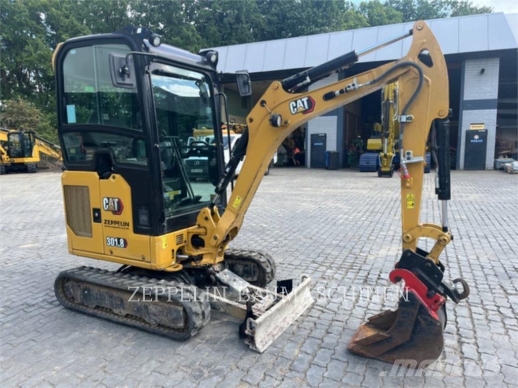 CAT 301.8-05A Vikšriniai ekskavatoriai