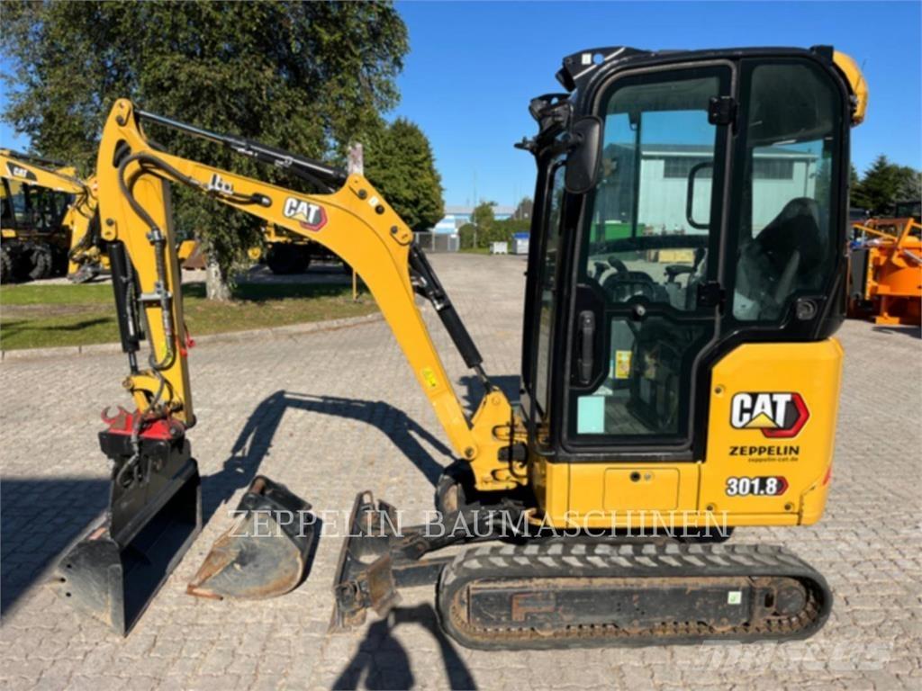 CAT 301.8-05A Vikšriniai ekskavatoriai