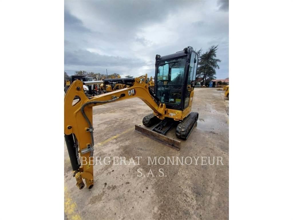 CAT 302 Vikšriniai ekskavatoriai