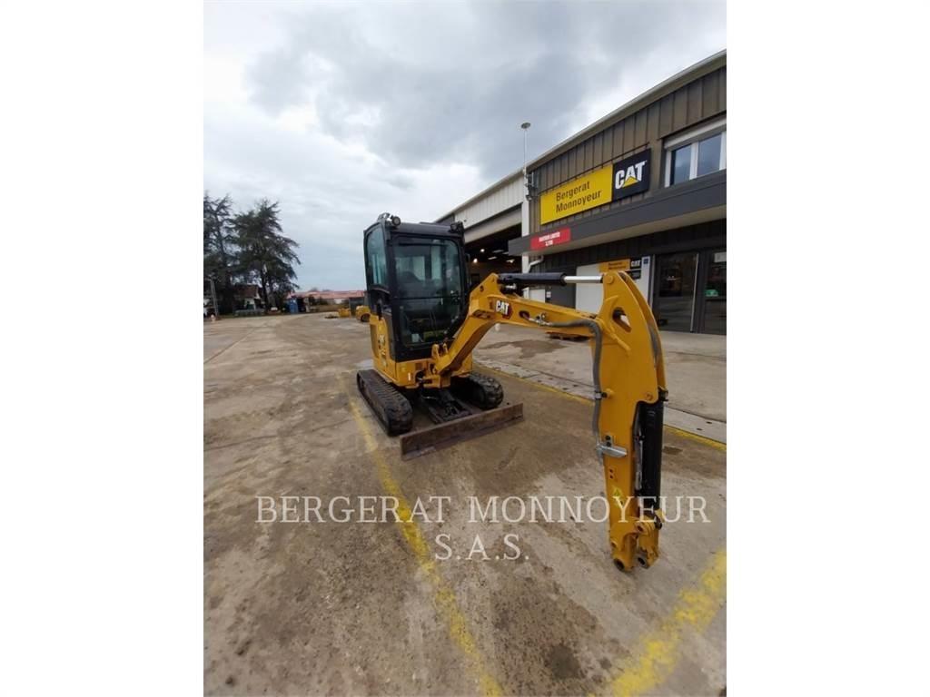 CAT 302 Vikšriniai ekskavatoriai