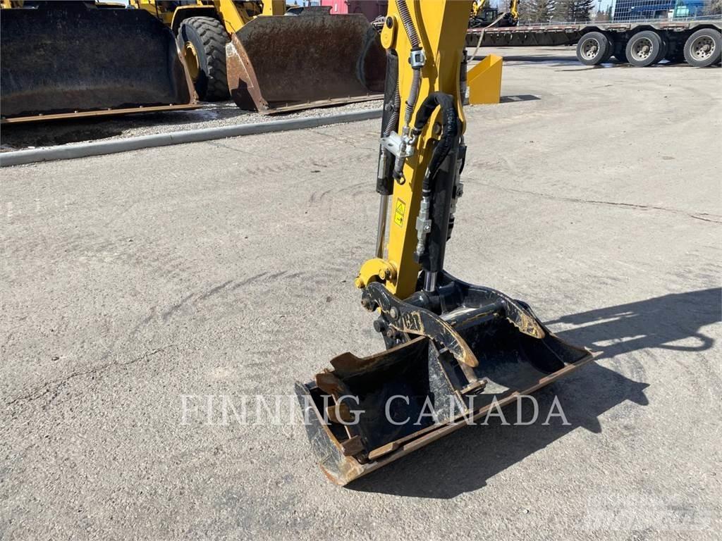 CAT 302-05 Vikšriniai ekskavatoriai
