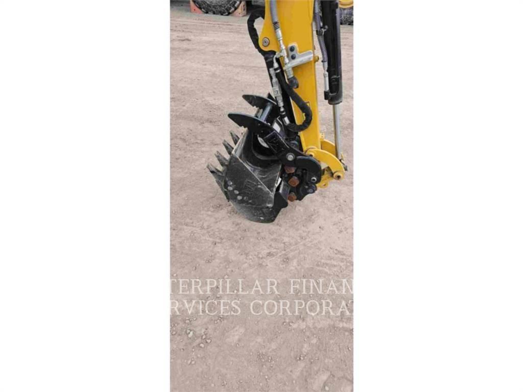CAT 302 05A CR Vikšriniai ekskavatoriai