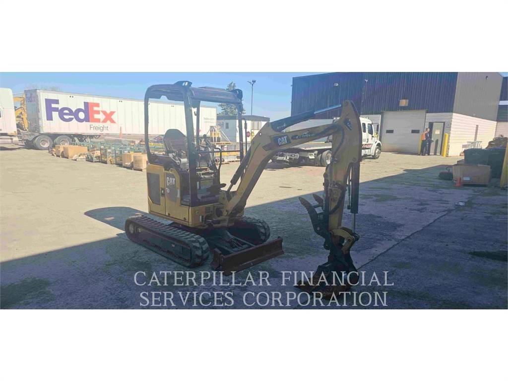 CAT 302 05A CR Vikšriniai ekskavatoriai