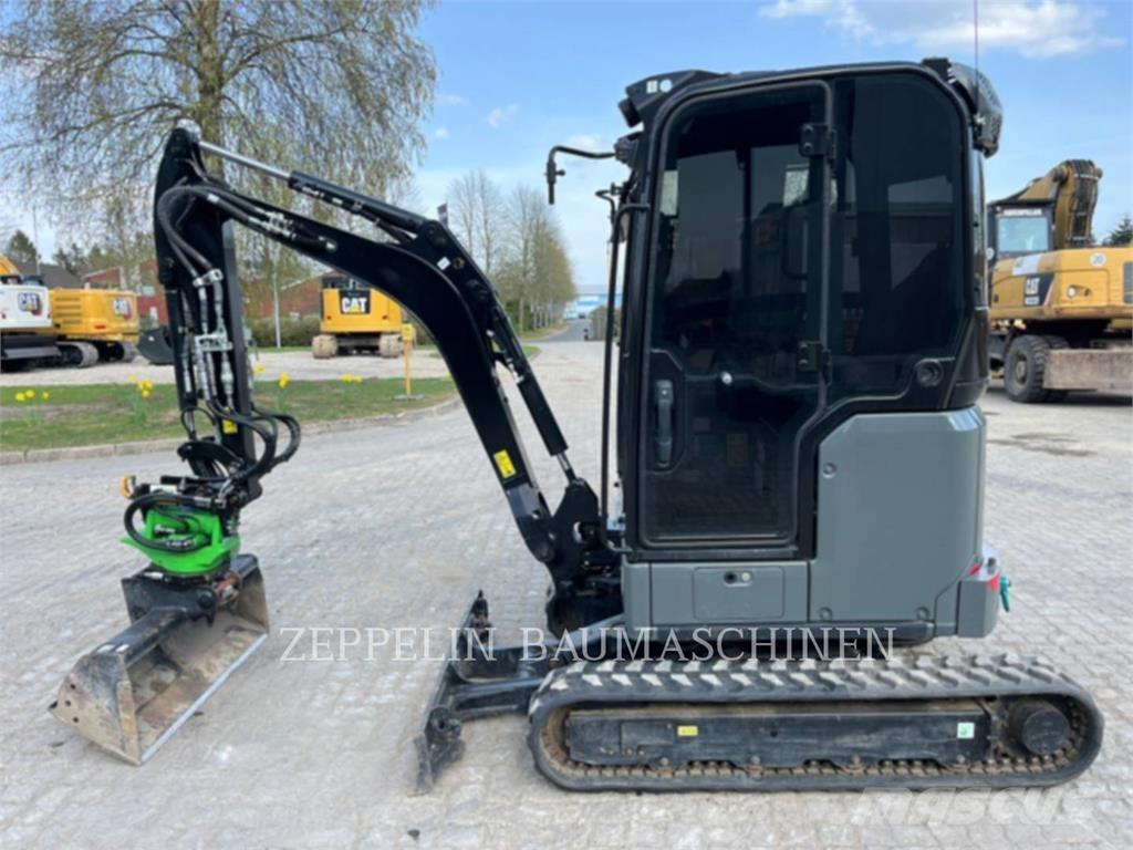 CAT 302-05A CR Vikšriniai ekskavatoriai