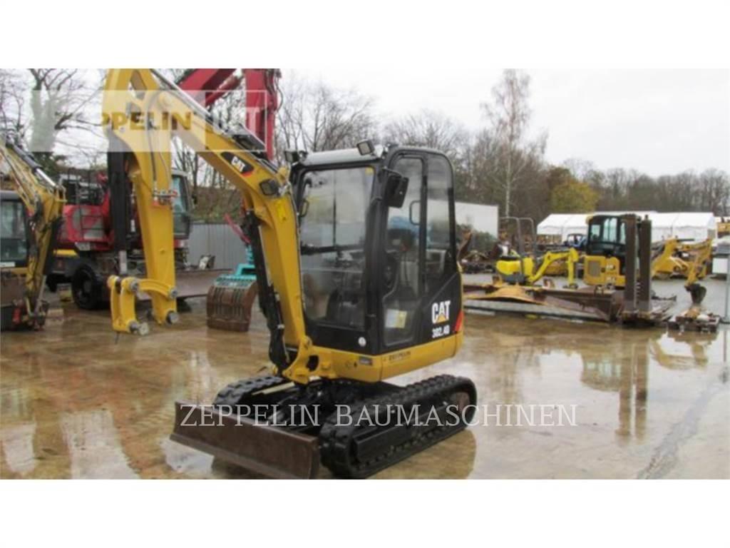 CAT 302.4D Vikšriniai ekskavatoriai