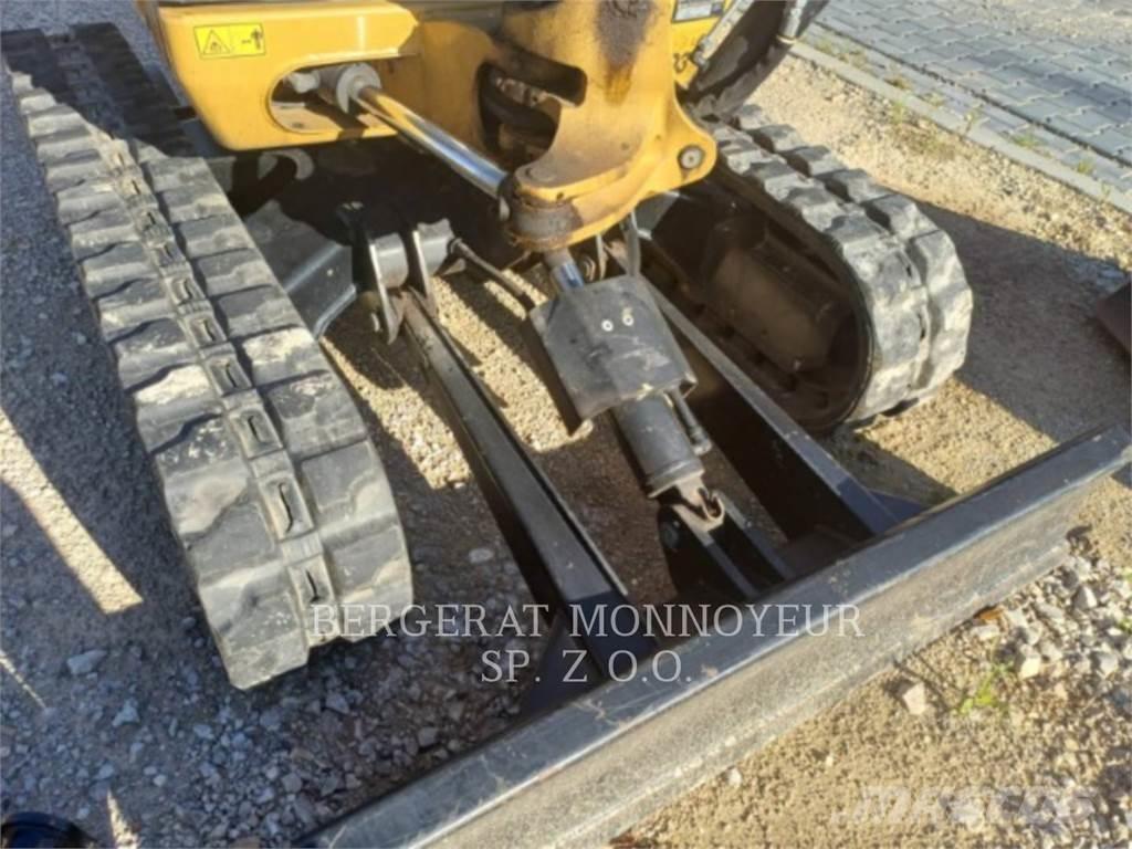 CAT 302.4D Vikšriniai ekskavatoriai