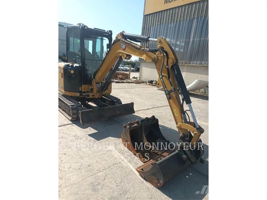 CAT 302.7 Vikšriniai ekskavatoriai