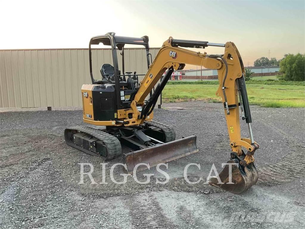 CAT 302.7 Vikšriniai ekskavatoriai