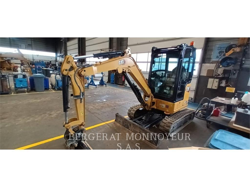 CAT 302.7 Vikšriniai ekskavatoriai