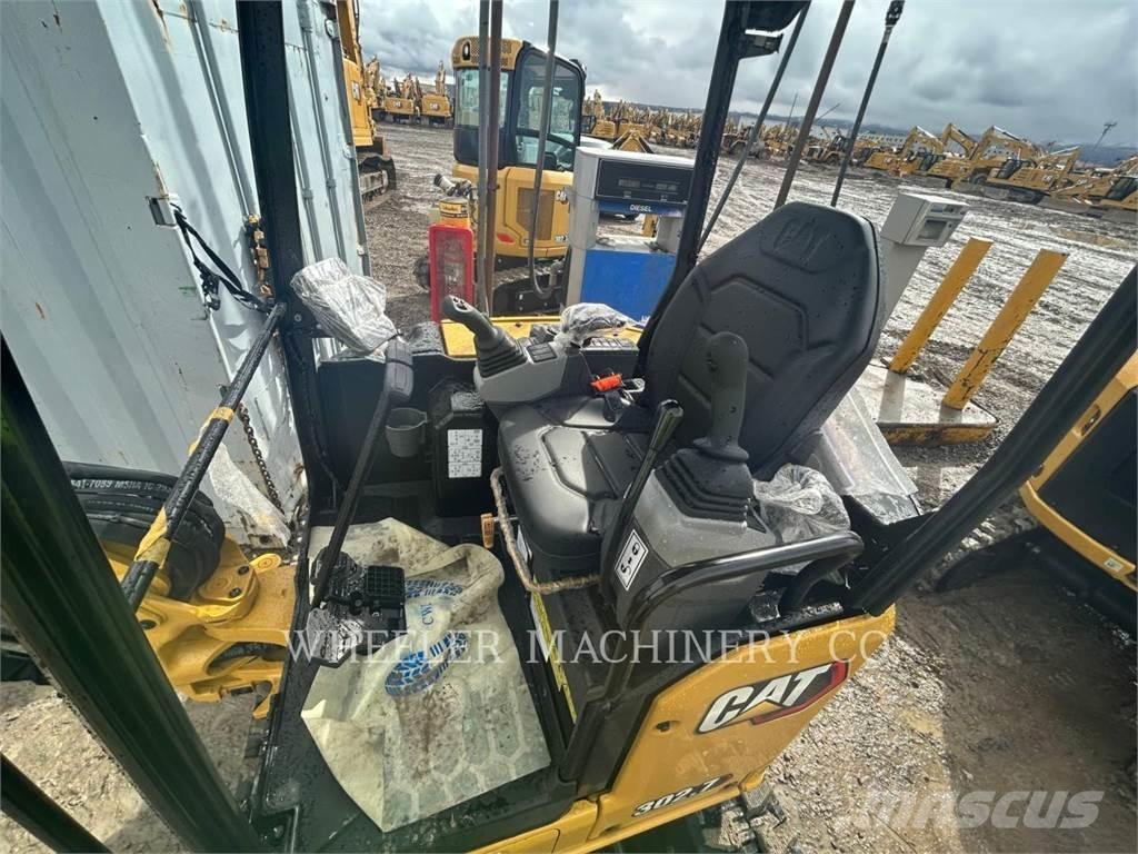CAT 302.7 C1 Vikšriniai ekskavatoriai
