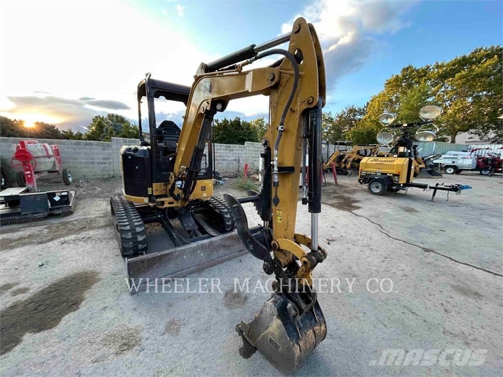 CAT 302.7 C1TH Vikšriniai ekskavatoriai