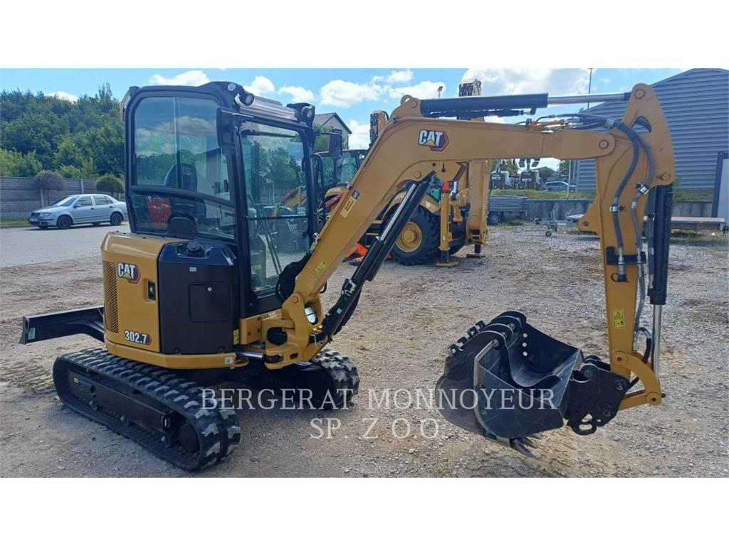 CAT 302.7CR Vikšriniai ekskavatoriai