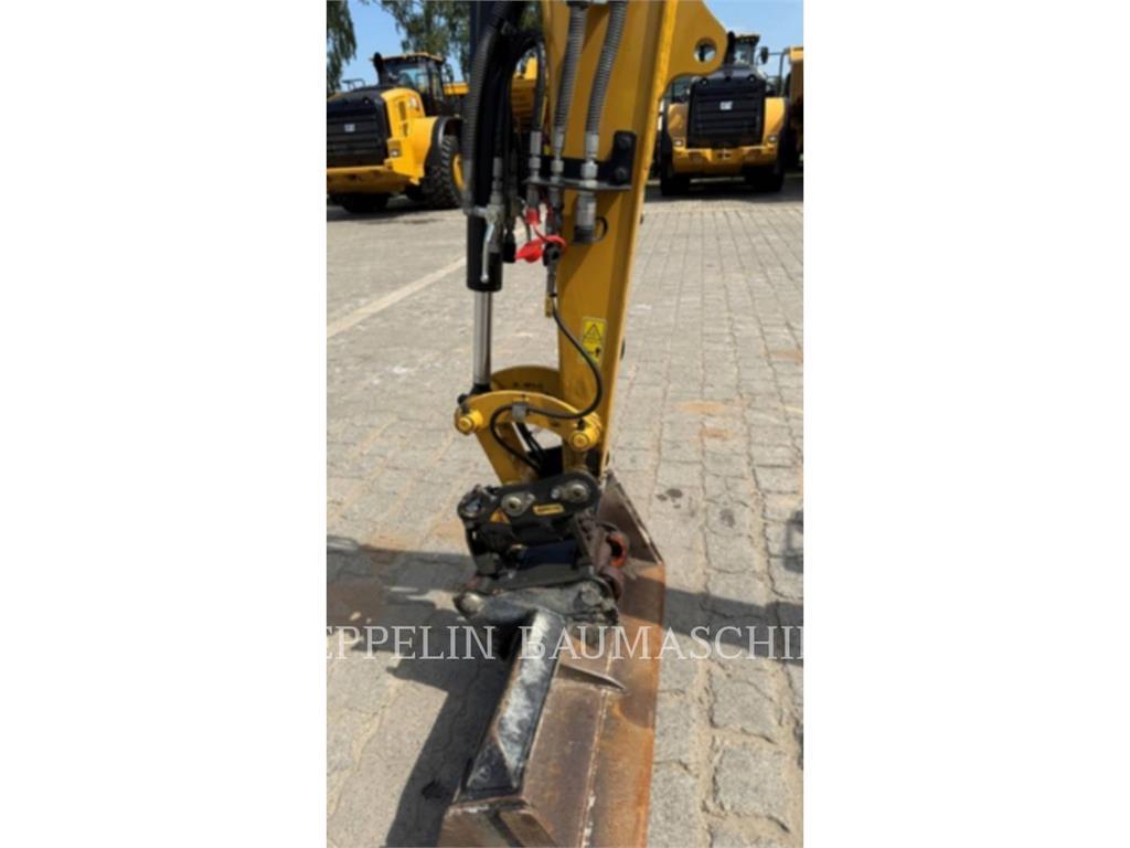 CAT 302.7CR-07 Vikšriniai ekskavatoriai