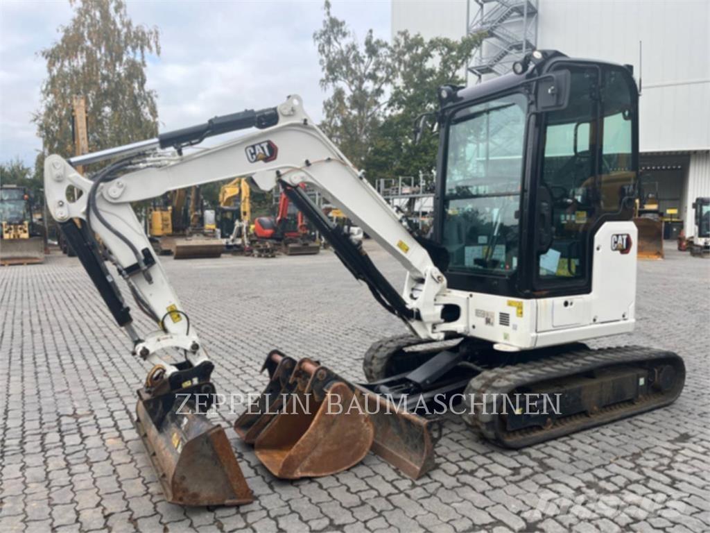 CAT 302.7CR-07 Vikšriniai ekskavatoriai