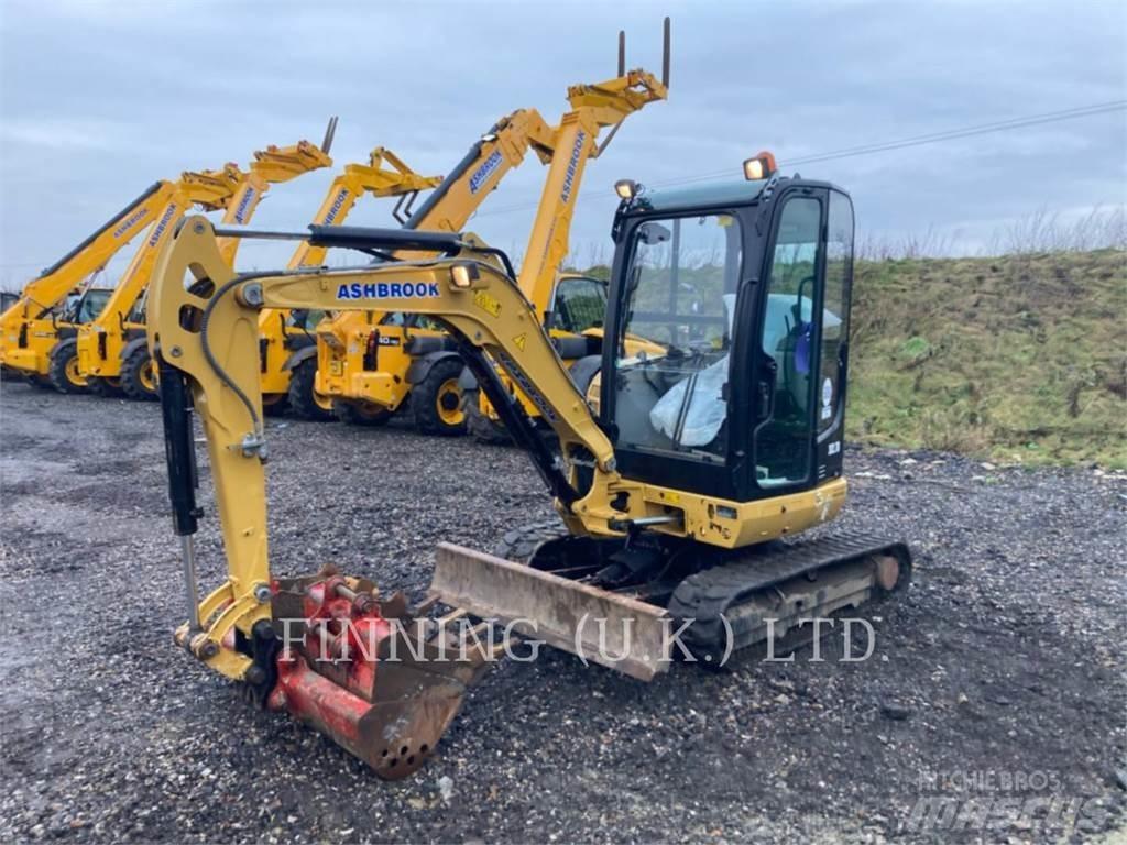 CAT 302.7D CAB Vikšriniai ekskavatoriai