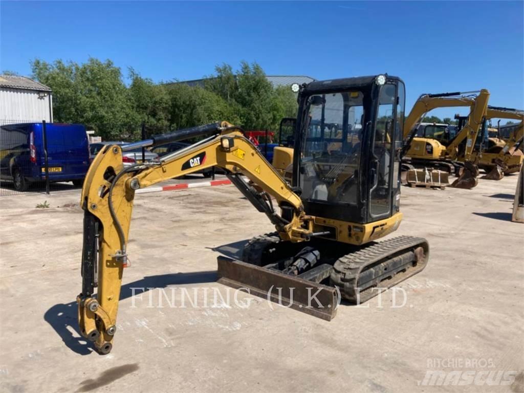 CAT 302.7D CAB Vikšriniai ekskavatoriai
