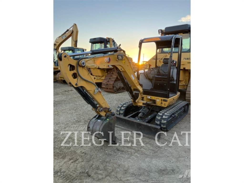 CAT 302.7DCR Vikšriniai ekskavatoriai