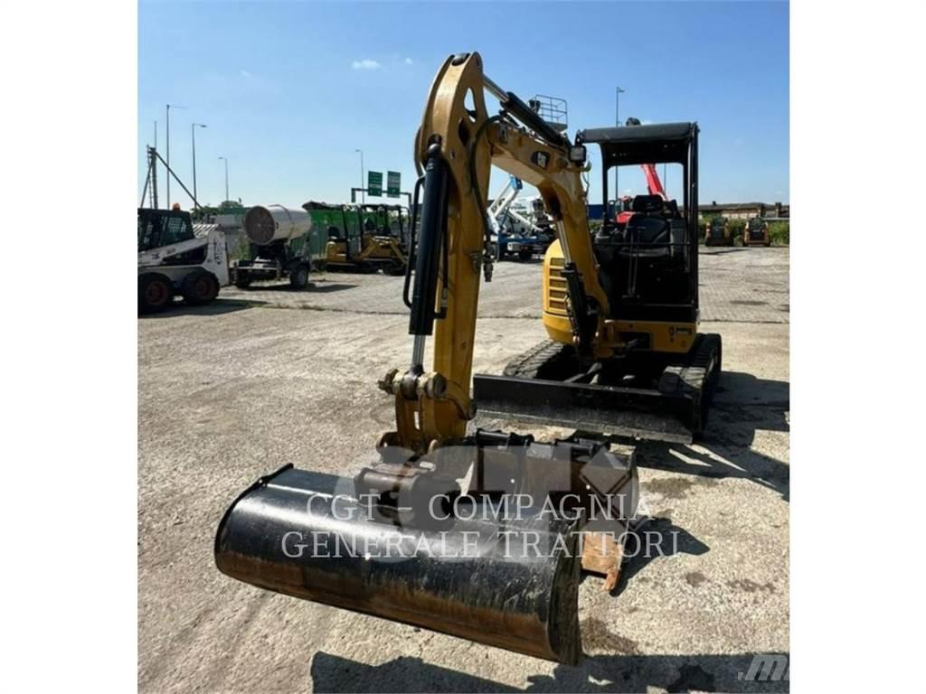 CAT 302.7DCR Vikšriniai ekskavatoriai