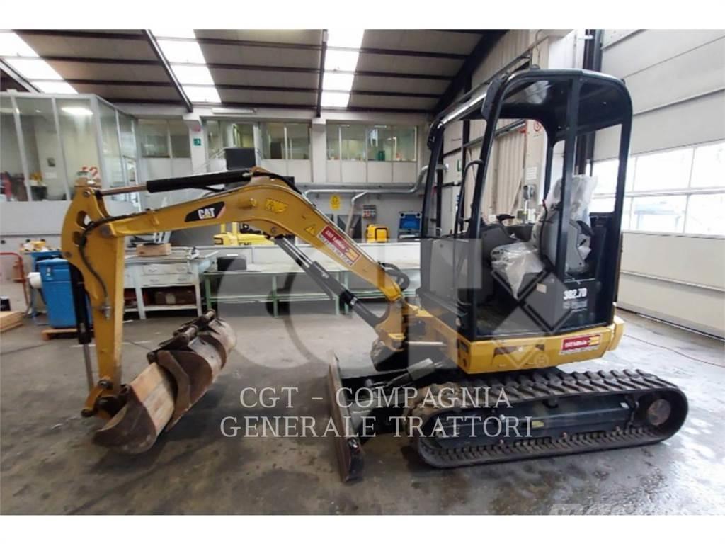 CAT 302.7DCR Vikšriniai ekskavatoriai