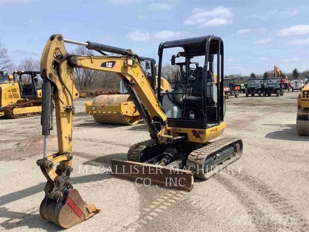 CAT 302.7DCR Vikšriniai ekskavatoriai