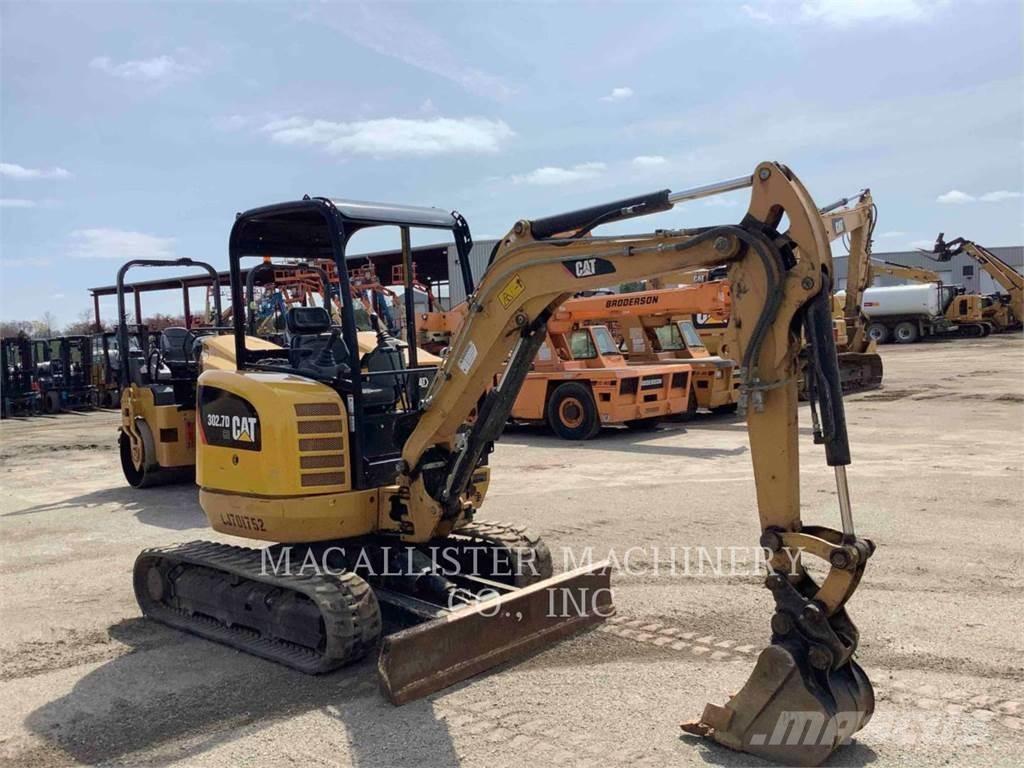 CAT 302.7DCR Vikšriniai ekskavatoriai
