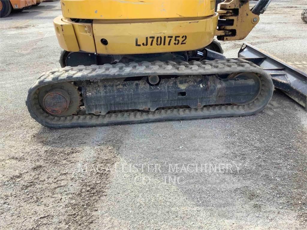 CAT 302.7DCR Vikšriniai ekskavatoriai
