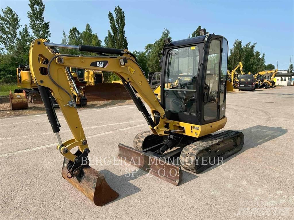 CAT 302.7DCR Vikšriniai ekskavatoriai