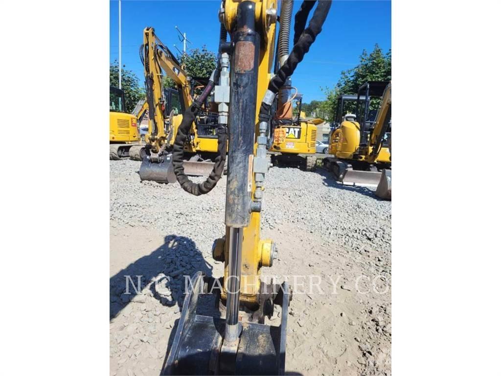 CAT 302.7DCRCN Vikšriniai ekskavatoriai