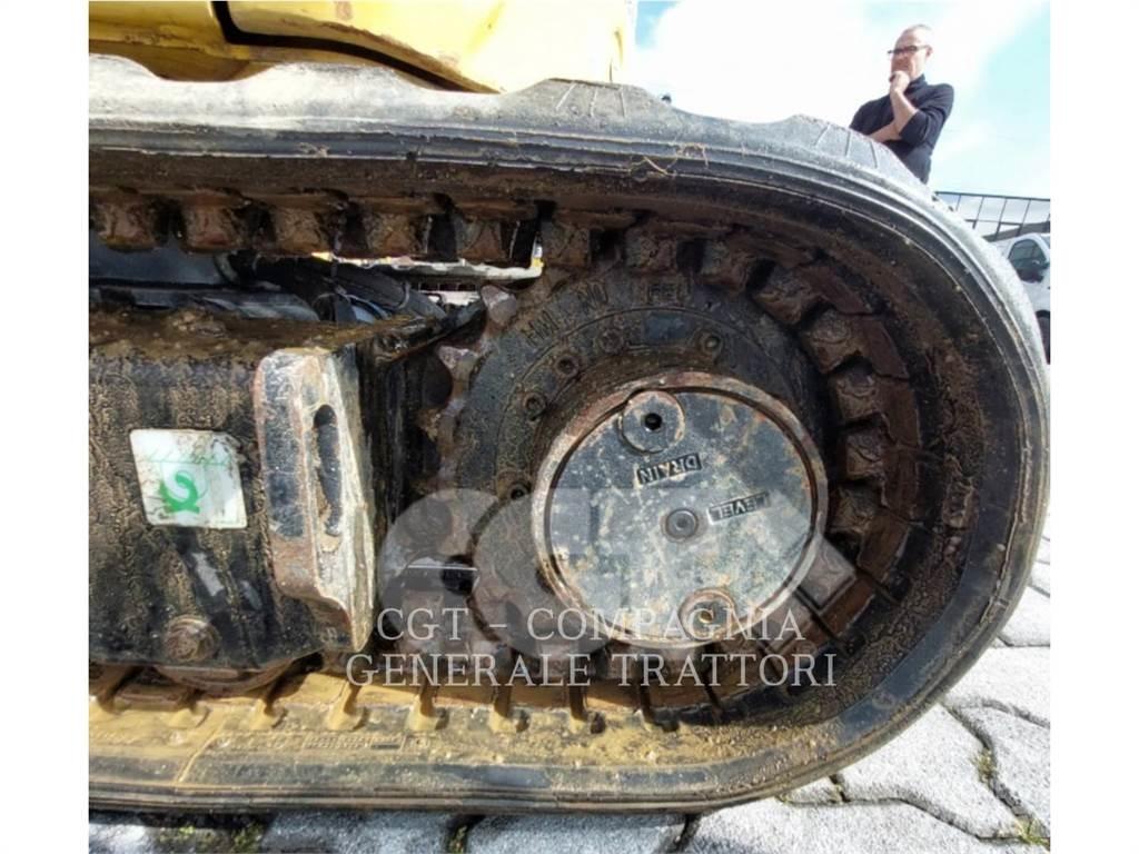CAT 302 CR Vikšriniai ekskavatoriai