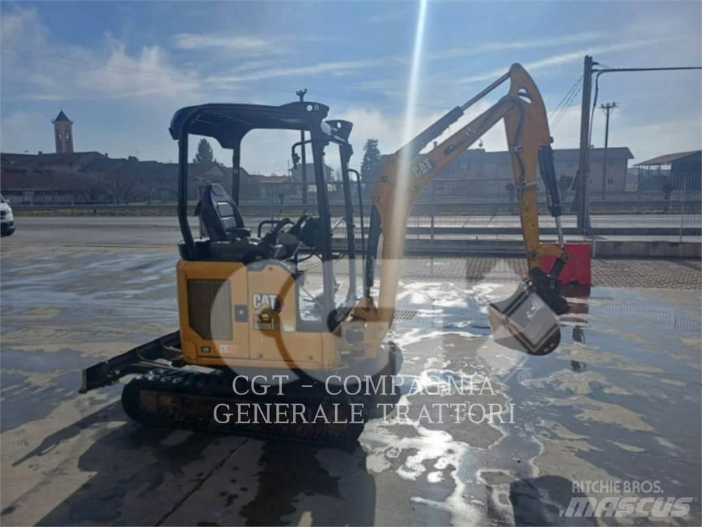 CAT 302 CR Vikšriniai ekskavatoriai