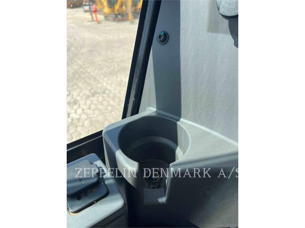 CAT 30205CR Mini ekskavatoriai < 7 t