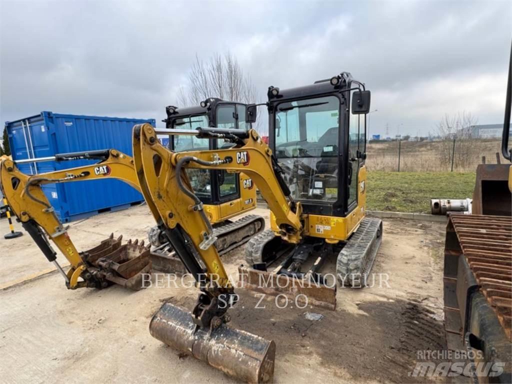 CAT 302CR Vikšriniai ekskavatoriai